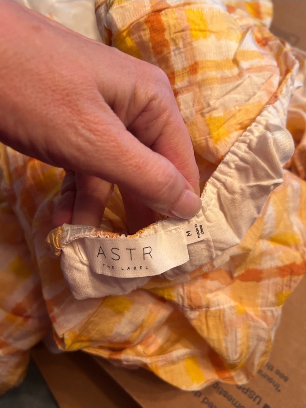 ASTR The Label Yellow Plaid Puff Sleeve Tiered Open Back Midi Dress Cottage M - Picture 9 of 9